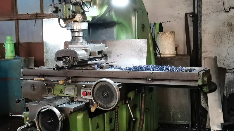 銑床.jpg